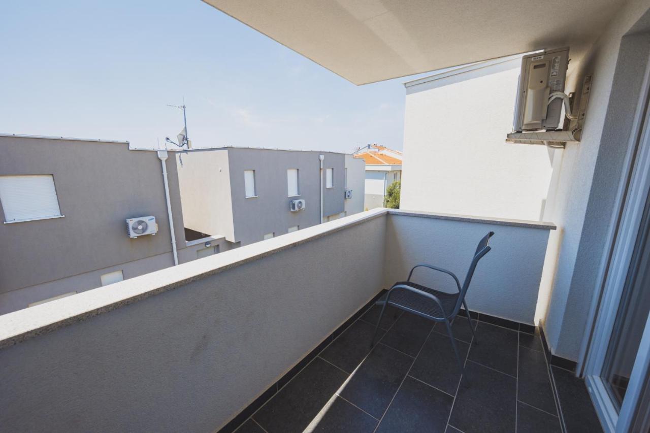 Apartments Lemon Novalja Exteriér fotografie